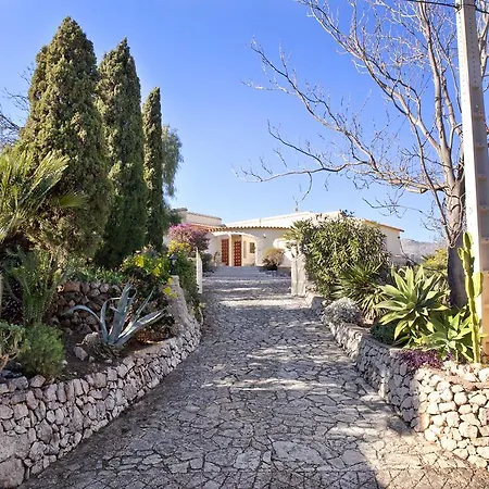 Villa Omer Orba